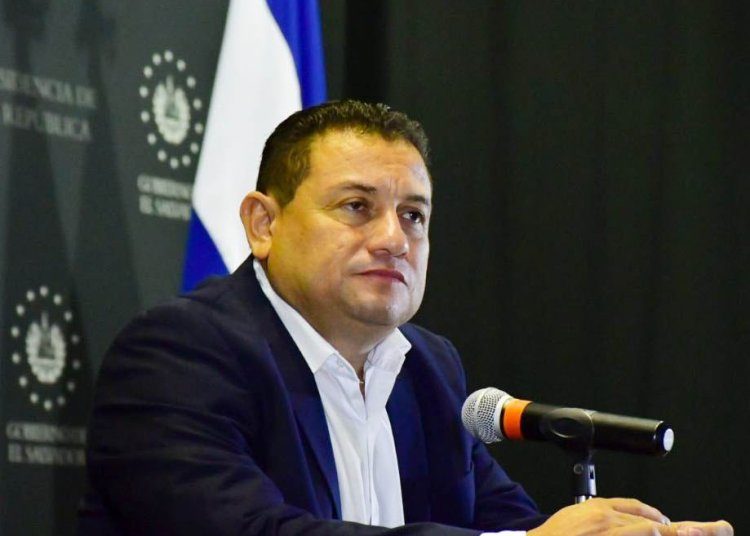 Rolando Castro: «Felicitamos a los empresarios por respetar y acatar la decisión del Ejecutivo de no reabrir todavía»