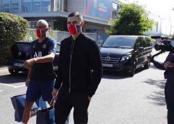 Jugadores del PSG tienen Covid-19