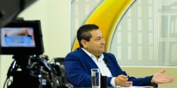Rolando Castro pide justicia en el caso de niña que habría sido agredida sexualmente por magistrado Escalante