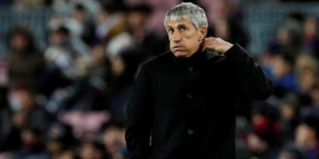 ¡Sigue la polémica! El picante mensaje del DT del Barcelona para el Real Madrid