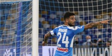 El VAR salva al Nápoles anulando cuatro goles al Sassuolo