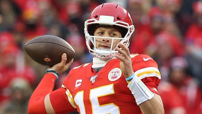 Mahomes ganará 5.080 euros a la hora durante 10 años