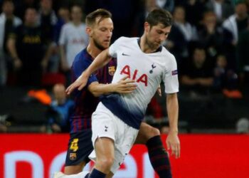 El Tottenham insiste por Rakitic