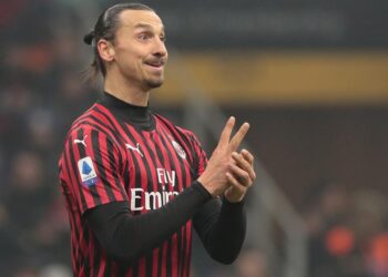 Oficial: Ibrahimovic renueva por el Milan
