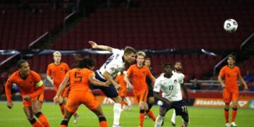 Italia reacciona y gana el clásico a Países Bajos