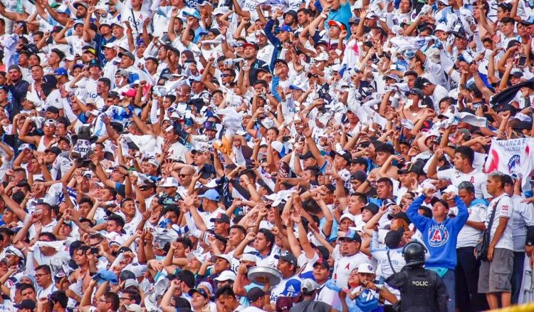 Primera División solicita jugar con el 30 % de aficionados en los estadios