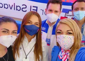 “Hoy asumimos un nuevo reto” Beatriz Olmedo al ser ratificada para candidata a Diputada por San Salvador