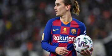 Michel Platini explicó por qué Antoine Griezmann no rinde en el Barcelona