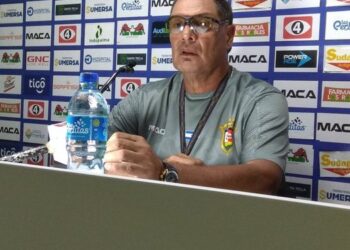 Juan Andrés Sarulyte renuncia como técnico del Santa Tecla