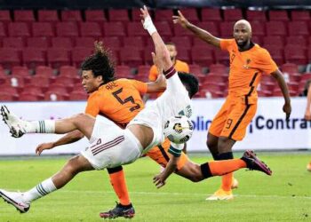 México gana de visita ante Holanda con un penal dudoso