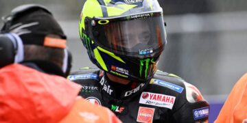 El piloto de Moto GP Valentino Rossi tiene coronavirus