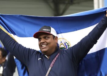 Arqueros nacionales clasifican a cuartos de final del campeonato centroamericano virtual