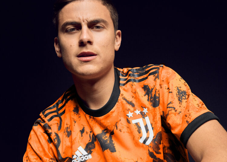 Paulo Dybala marcó por duplicado en la goleada de la Juventus en Champions League