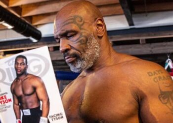 Mike Tyson afirma que «quería matar» a Evander Holyfield durante el combate en el que le mordió la oreja
