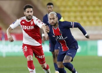 Fàbregas descompone al PSG y corona la remontada del Mónaco