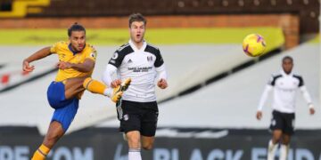 El Everton renace ante un Fulham frágil en defensa