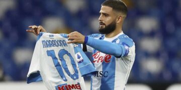 Insigne: «Falleció nuestro ídolo, y duele»