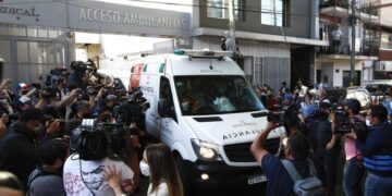 Maradona recibe el alta