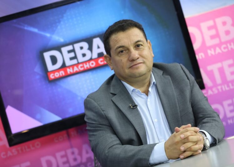 Salvadoreños que viajen a Qatar recibirán salario y tendrán desde comida, alojamiento y pago de boleto por empresa que los contraten