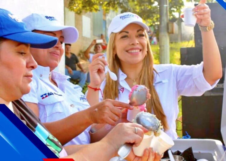 Apoyo incondicional en todo momento, pobladores agradecen a Beatriz Olmedo