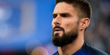 Giroud quiere marcharse del Chelsea por no ser titular
