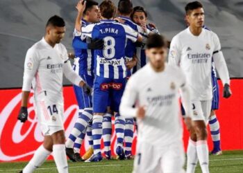 El Alavés derrota al Real Madrid con un gol en el minuto 95