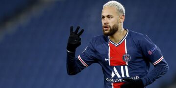 Show de goles de Neymar en la Champions League