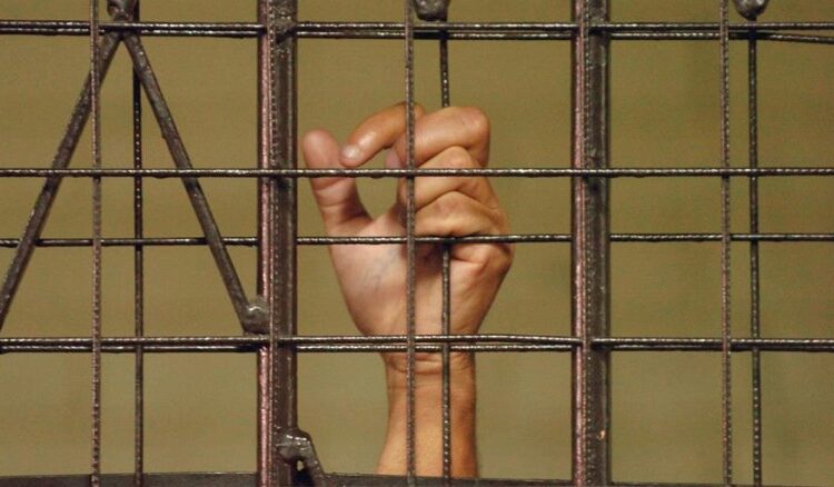 Pandillero quemó microbús Ruta 140 después de bajar a pasajeros