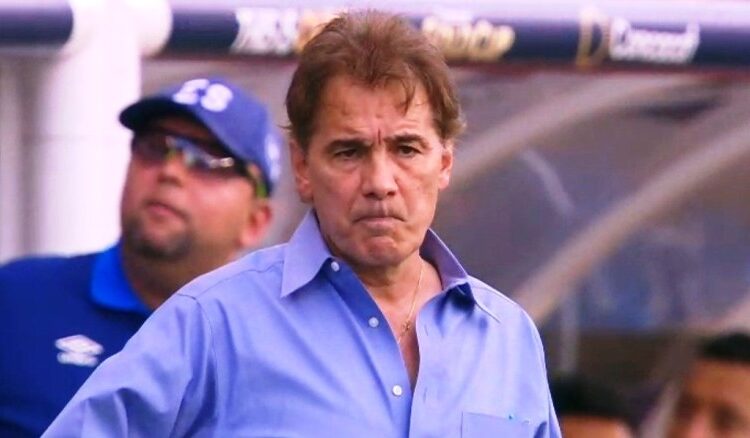 De los Cobos convoca a toda la artillería para enfrentar a EE.UU