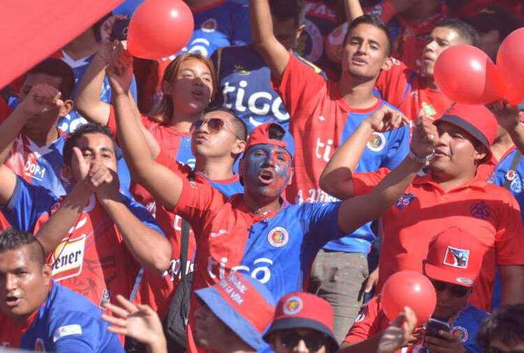 La dirigencia de FAS se pone al día con el salario del plantel