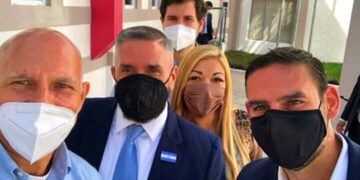 Beatriz Olmedo acompañó al Pastor Toby junto a miembros de la Alcaldía de SS. a la inauguración del “Taber central”