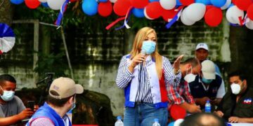«Yo no le debo nada a nadie»: Beatriz Olmedo un rostro nuevo en la política Salvadoreña