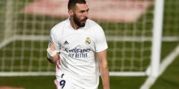 Real Madrid gana ante SD Éibar con polémica