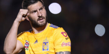 El francés Andre-Pierre Gignac, Mejor Jugador y Bota de Oro