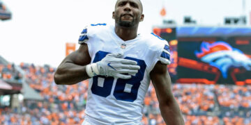 NFL insiste que positivo por COVID-19 de Dez Bryant se manejó debidamente