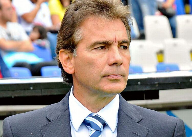 Presidentes de primera pedirán en comunicado la destitución de Carlos de los Cobos