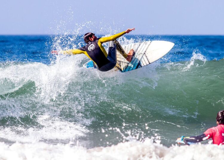 Torneo de surf latinoamericano se desarrollará en playa El Tunco del 10 al 13 de diciembre