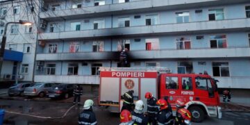 Cinco fallecidos en un incendio en un hospital rumano de pacientes de covid