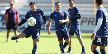 Viejos conocidos se enfrentan en la semifinal del torneo Apertura entre Alianza y FAS