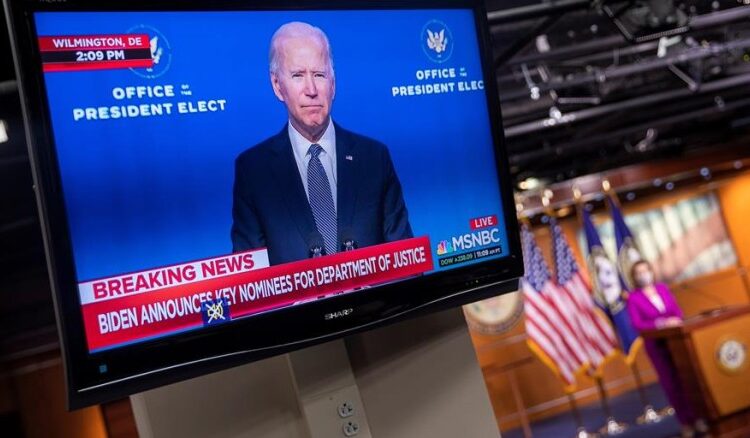 Biden llama “terroristas domésticos” a los asaltantes del Congreso