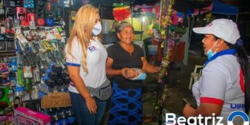 Beatríz Olmedo Apoyando a gente trabajadora en Apopa