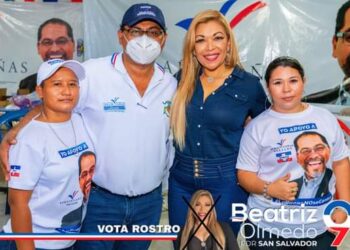 Beatríz Olmedo visitó casa sede en Santo Tomás