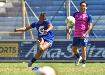 Henry Romero advierte sobre la peligrosidad de Nico Muñoz