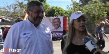 Beatríz Olmedo llevó camiones de Basura al municipio de Apopa Junto al Candidato a Alcalde Gilberto Amador