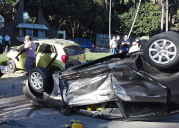 Dos personas lesionadas deja accidente de tránsito en Santa Ana