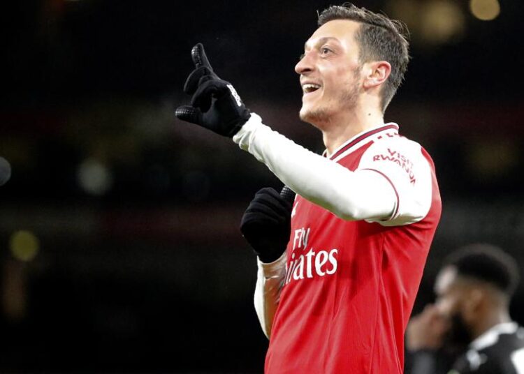 El emotivo mensaje de despedida de Özil al Arsenal