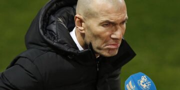 Zinedine Zidane DT del Real Madrid da positivo a coronavirus