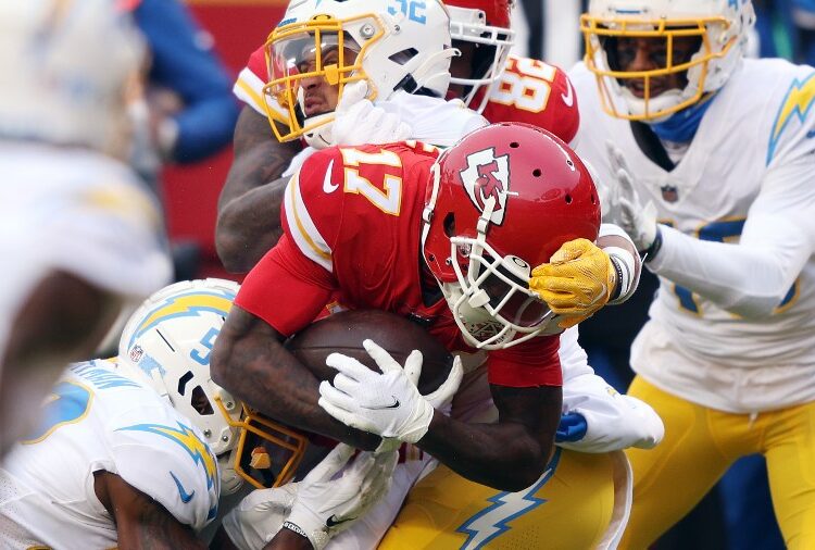 CASI NADA: Tope salarial en NFL para 2021 no será inferior a 180 millones de dólares