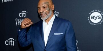La pelea entre Tyson y Holyfield podría tener $ 300 millones en bolsa de premios