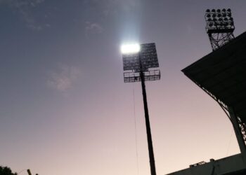 Limeño y Águila meten sprint final en la lucha por tener juegos nocturnos